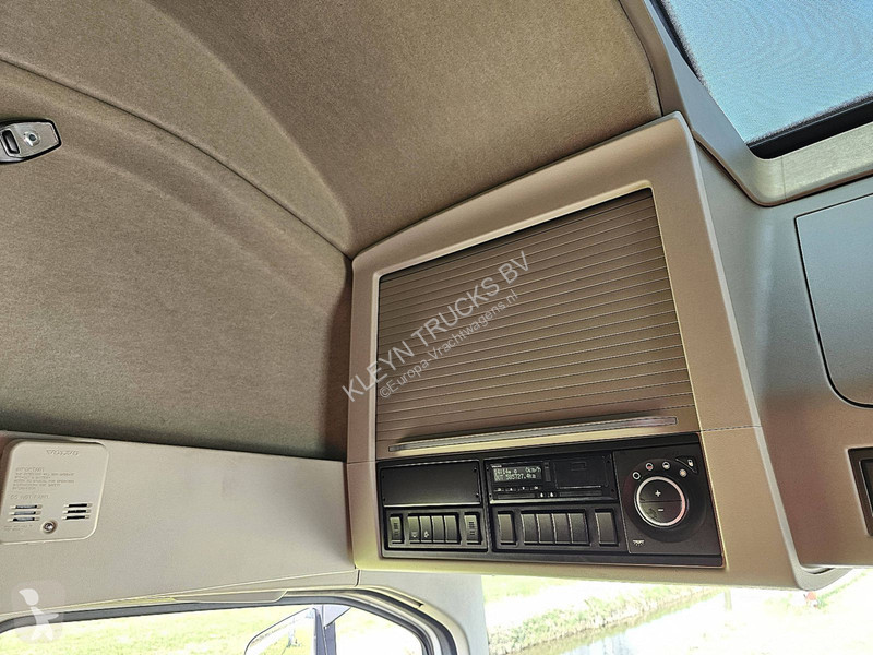 Trekker Volvo 500 XL I-PARK-COOL MEGA