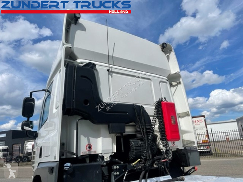 Tracteur DAF 440 SPACECAB ADR