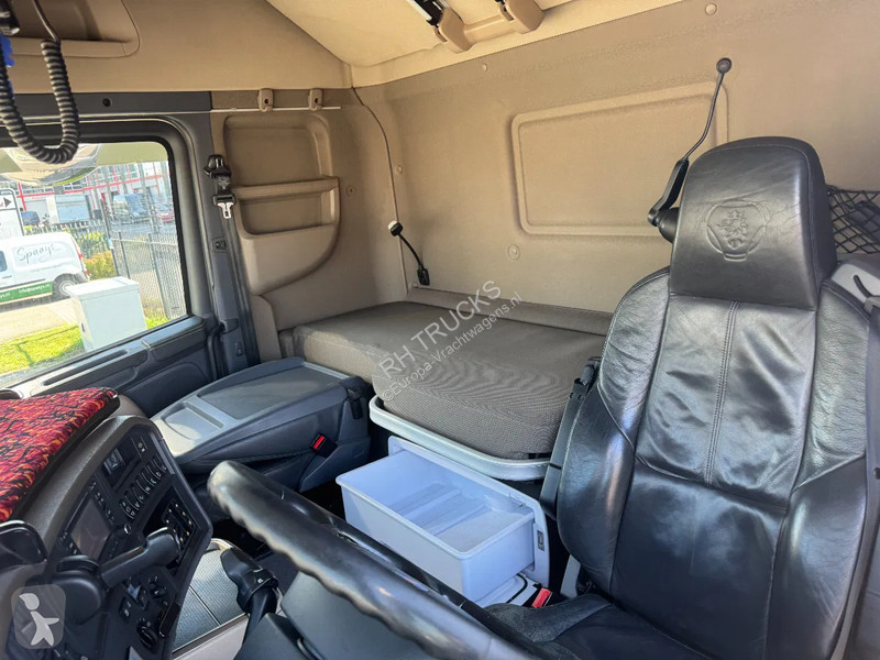 Trekker Scania 4X2 EURO 6 RETARDER SKIRTS TÜV...