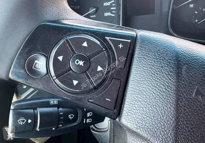 Traktor Mercedes