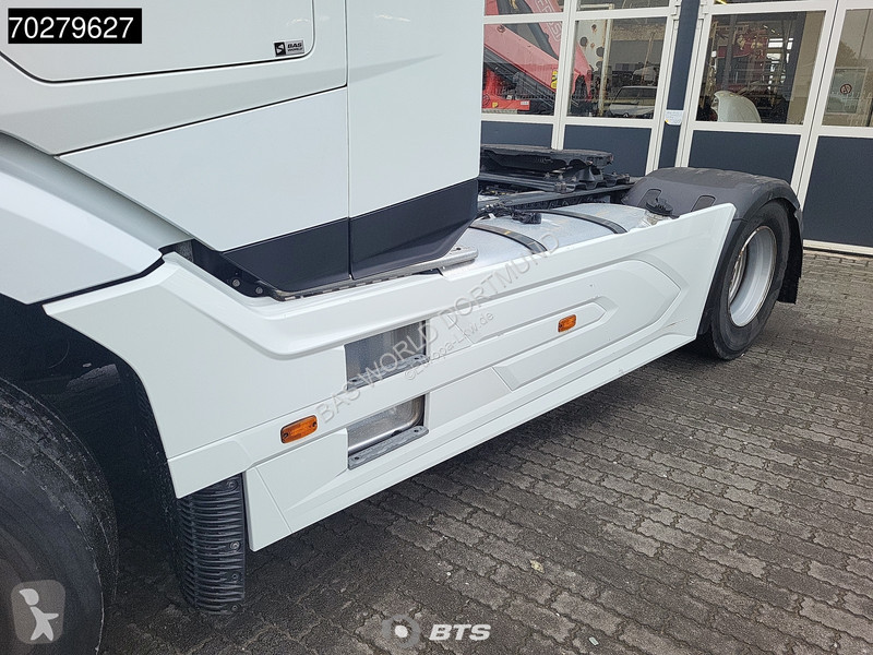 Traktor DAF 480 4X2  2x Tanks ACC LED