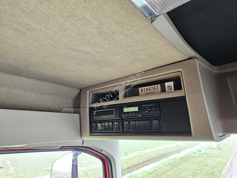 Traktor Volvo 420 LOWROOF VEB+
