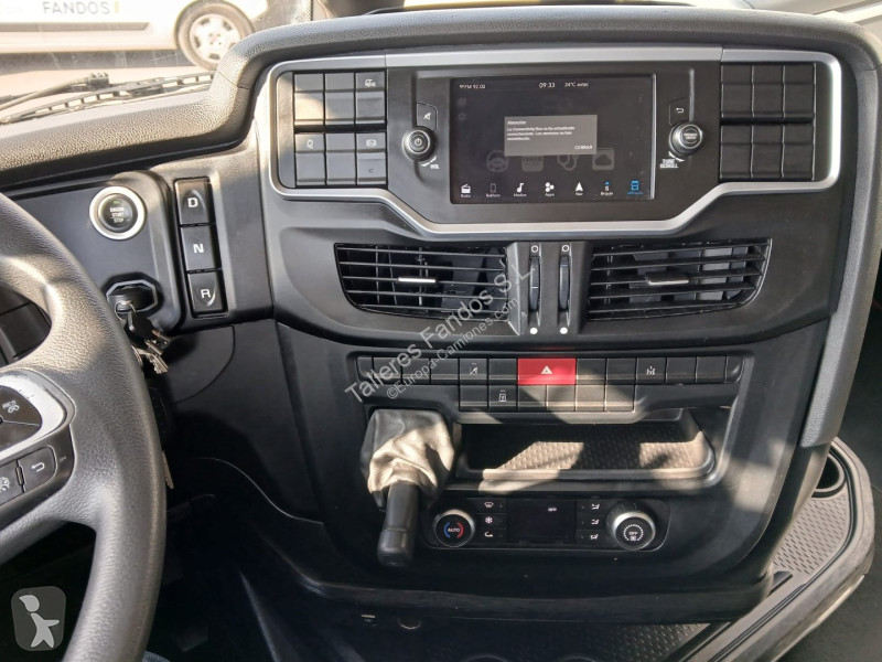 Cabeza tractora Iveco  460 AUTOMATICO CON INTARDER