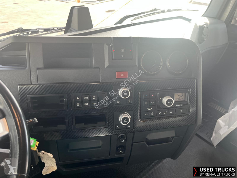 Traktor Renault