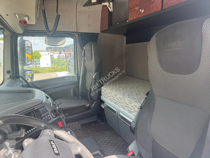 Tahač DAF 4X2 EURO 6 ADR TRS SYSTEM