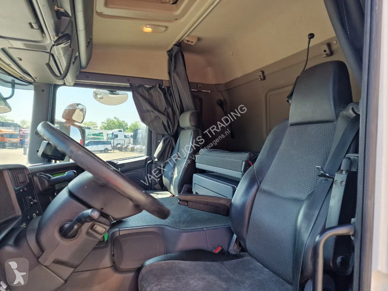 Traktor Scania P450 6x4 HUB reduction -...