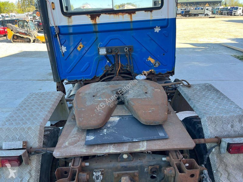 Traktor Mercedes U130 4x4