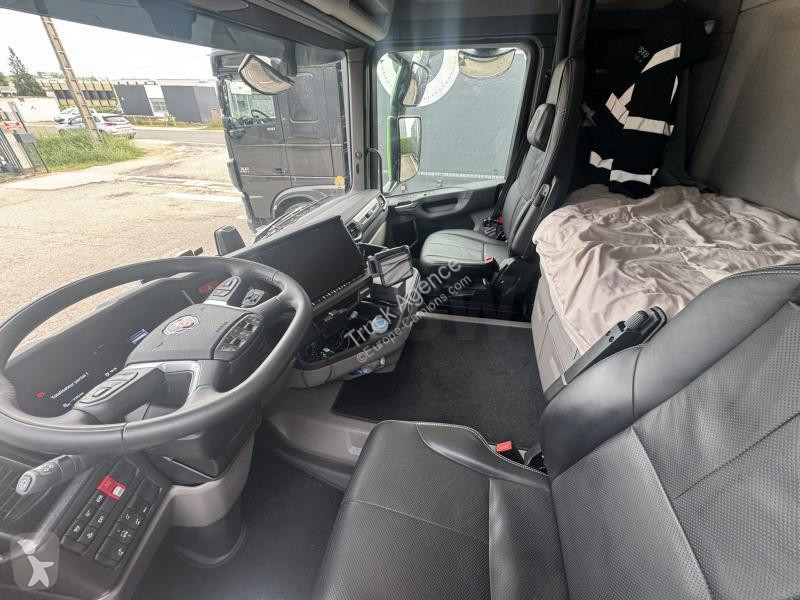 Traktor Scania 500