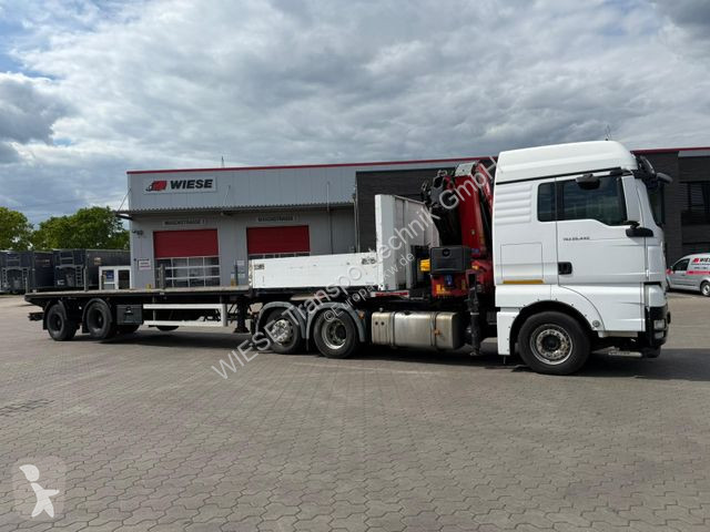 Tahač MAN TGX 6x2 mit HMF 3000-5 Kran TÜV NEU