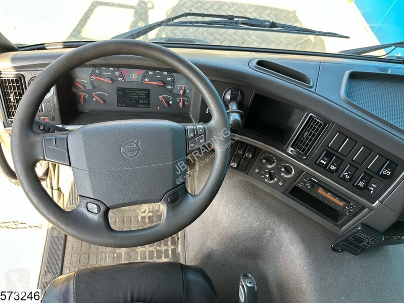 Traktor Volvo 450 EURO 5, Hydraulic
