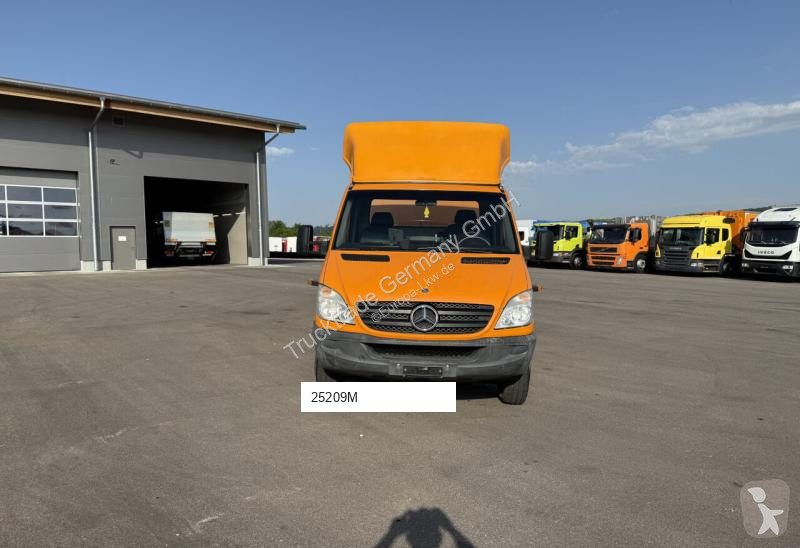 Traktor Mercedes 519 CDI 4x4 Sattelschlepper /...