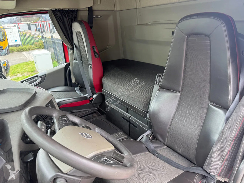 Traktor Volvo FH 460 6X2 EURO 6 ONLY 252.195 KM...