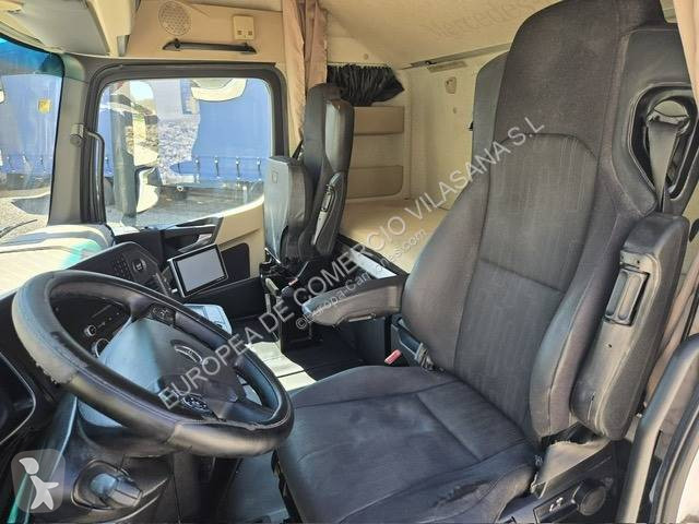 Traktor Mercedes
