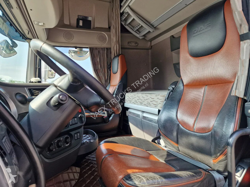 Tahač DAF SuperSpaceCab 4x2 - ADR/VLG - Leather...