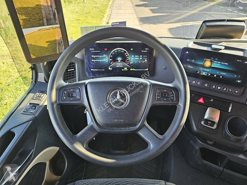 Tahač Mercedes ACTROS 1846 4X4 HAD PTO+HYDR.