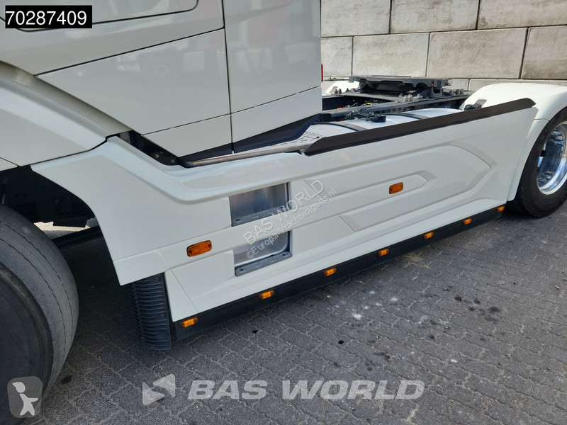 Tahač DAF + 530 + 4X2 Retarder 2x Tanks...