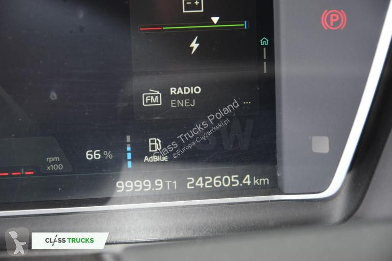 Traktor Volvo 500 Globetrotter XL