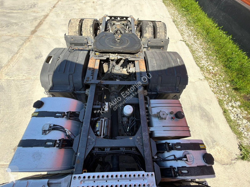 Tahač Volvo 500 6x2 GLOBE XL / HYDRAULICS /...