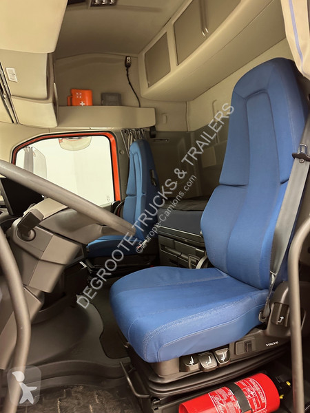 Traktor Volvo 500 Globetrotter