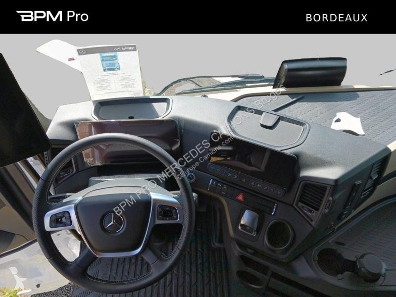 Traktor Mercedes II 1851 LS 4x2