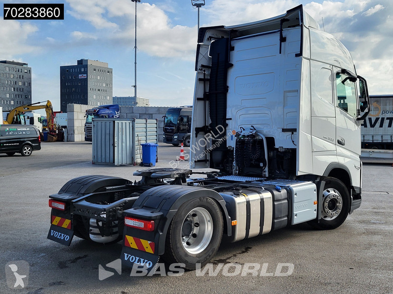Traktor Volvo 500 4X2 2x Tanks VEB+ I-Park Cool...