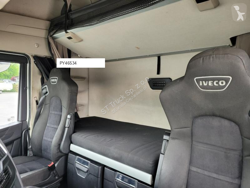 Влекач Iveco 460 LNG/20 STK/RETARDER/GAS IN DER...