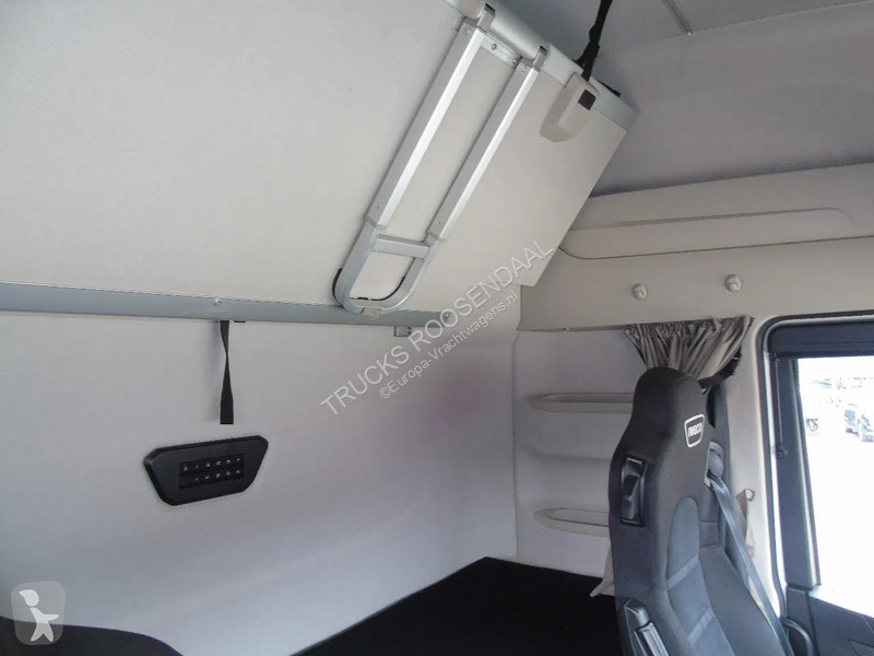 Traktor Iveco 490 + RETARDER + 93.000KM