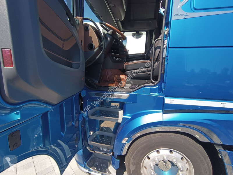 Cabeza tractora DAF XF 530 FT