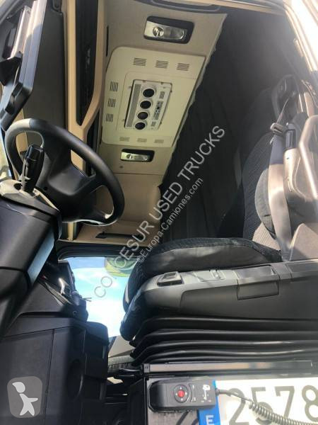 Traktor Mercedes