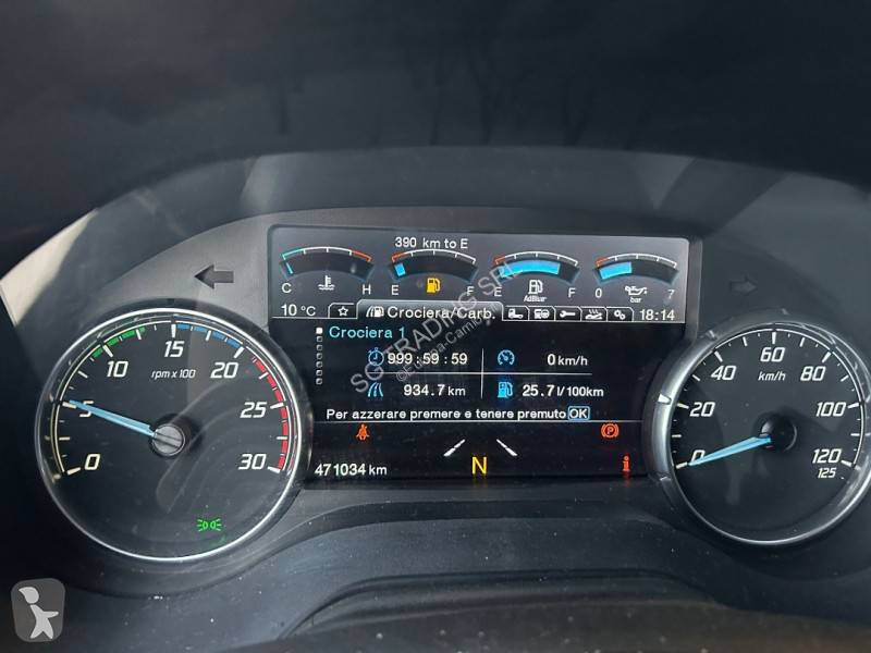 Traktor Ford