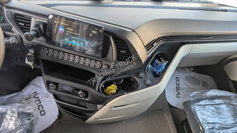Traktor Iveco