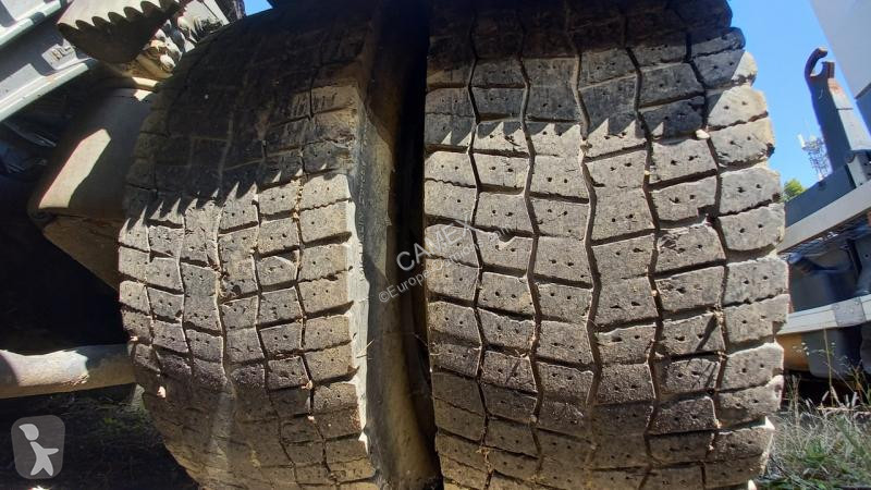Tracteur Volvo 380