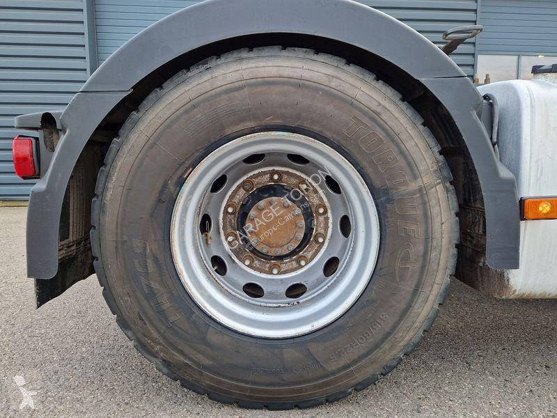 Traktor Renault 460 Gamme C