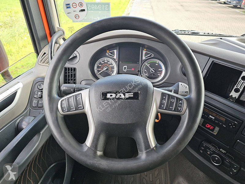Traktor DAF 450 SPACECAB