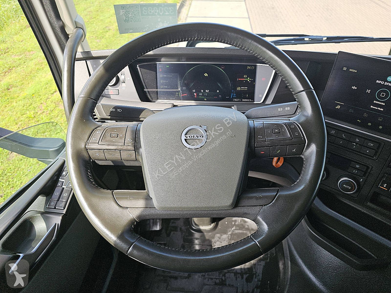 Tahač Volvo 500 XL LED 2X TANK VEB+