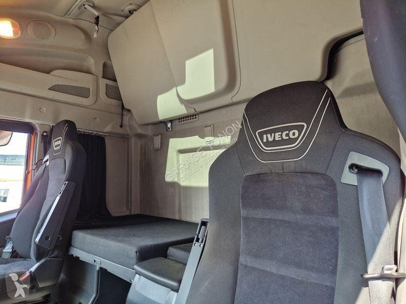 Traktor Iveco 460