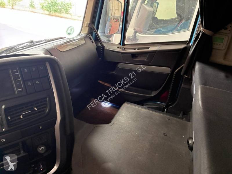 Traktor Iveco