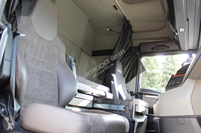 Traktor MAN TGX 510  Retarder LED Standklima...