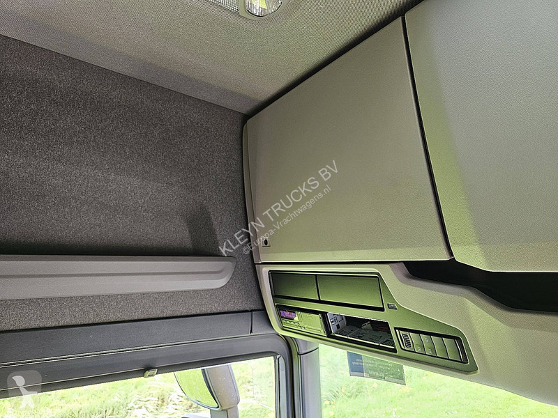 Trekker Scania S450 SKIRTS 2X TANK RET