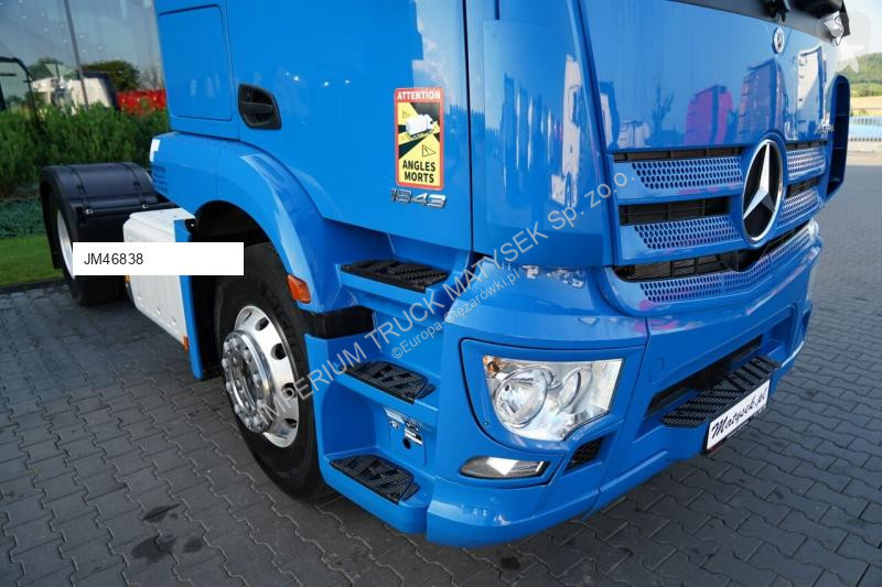 Tahač Mercedes ACTROS 1843