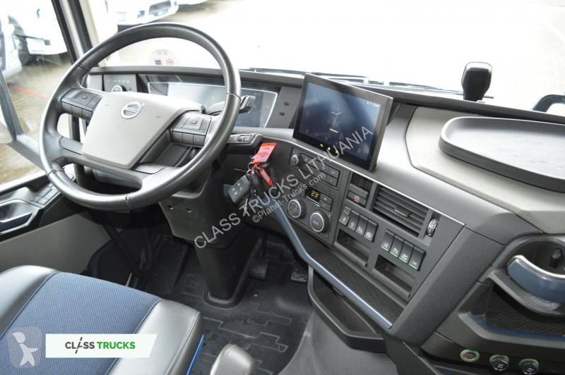 Tractor Volvo 500 Globetrotter XL