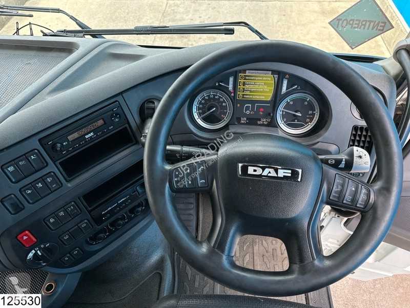 Traktor DAF 6x2, EURO 6, HYDRAULIC, RHD