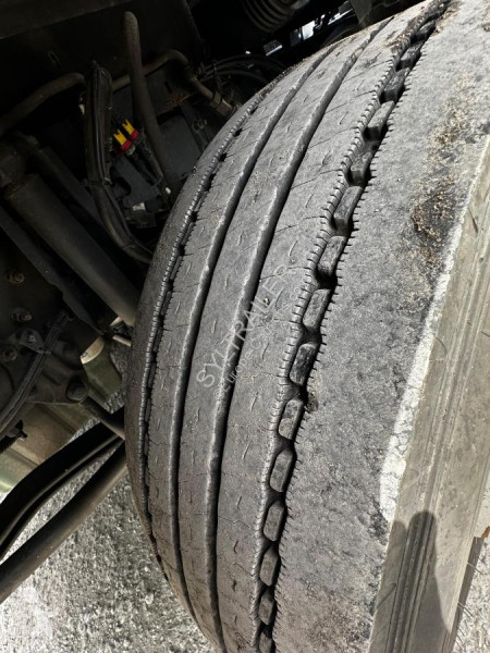 Tracteur Volvo 500