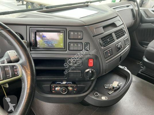Tahač DAF 480