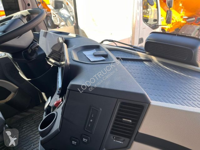 Tahač Mercedes ACTROS