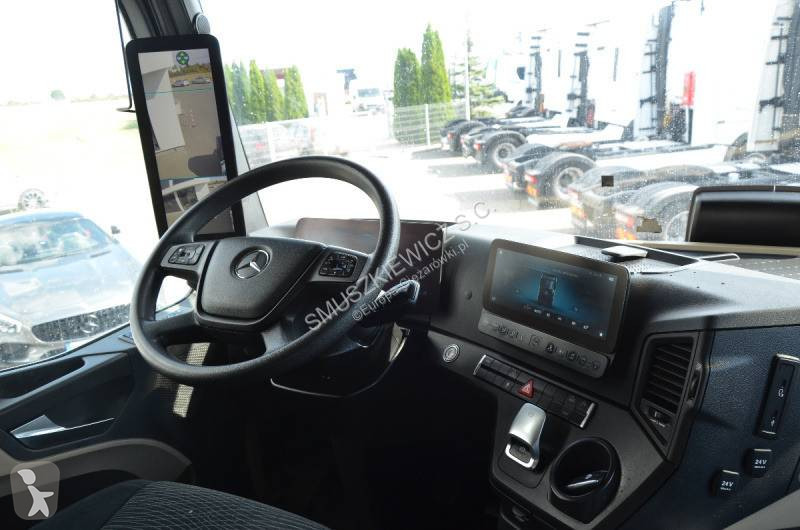 جرار Mercedes