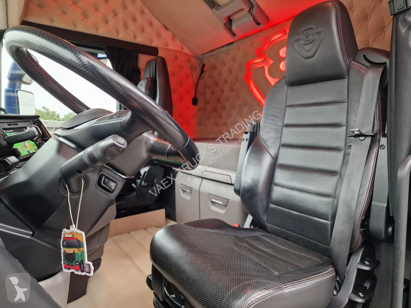Tractor Scania 770S V8 NS Highline 6x2 - Show...