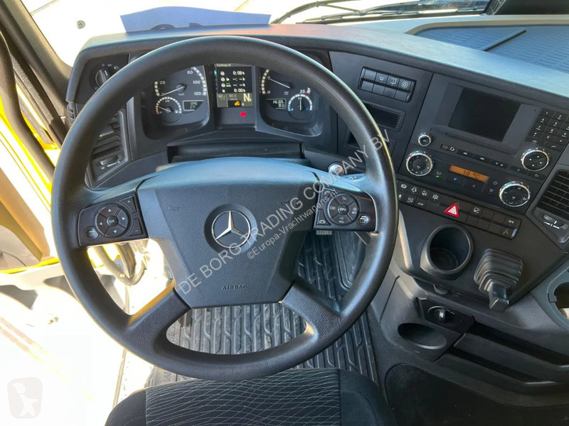 Traktor Mercedes 2663 6x4