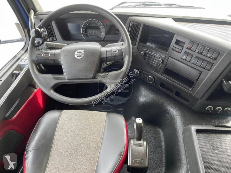 Cabeza tractora Volvo