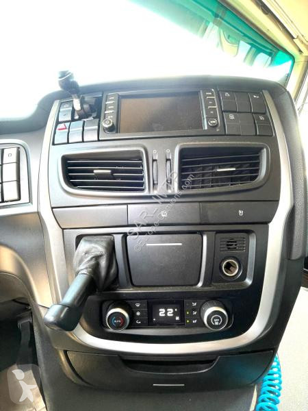 Tractor Iveco 1 COUCHETTE STRALIS 570